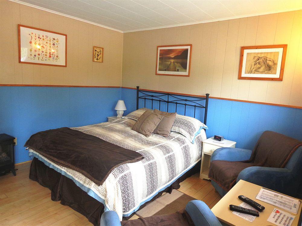 Motel Des Deux Lacs Waterloo Exteriér fotografie